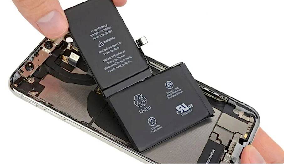 Ümraniye iPhone Pil Değişimi,